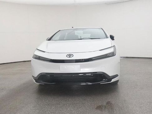 New 2026 Toyota Prius Plug-In Hybrid image 3