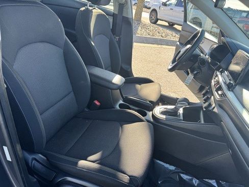 Used 2023 Kia Forte LXS image 30