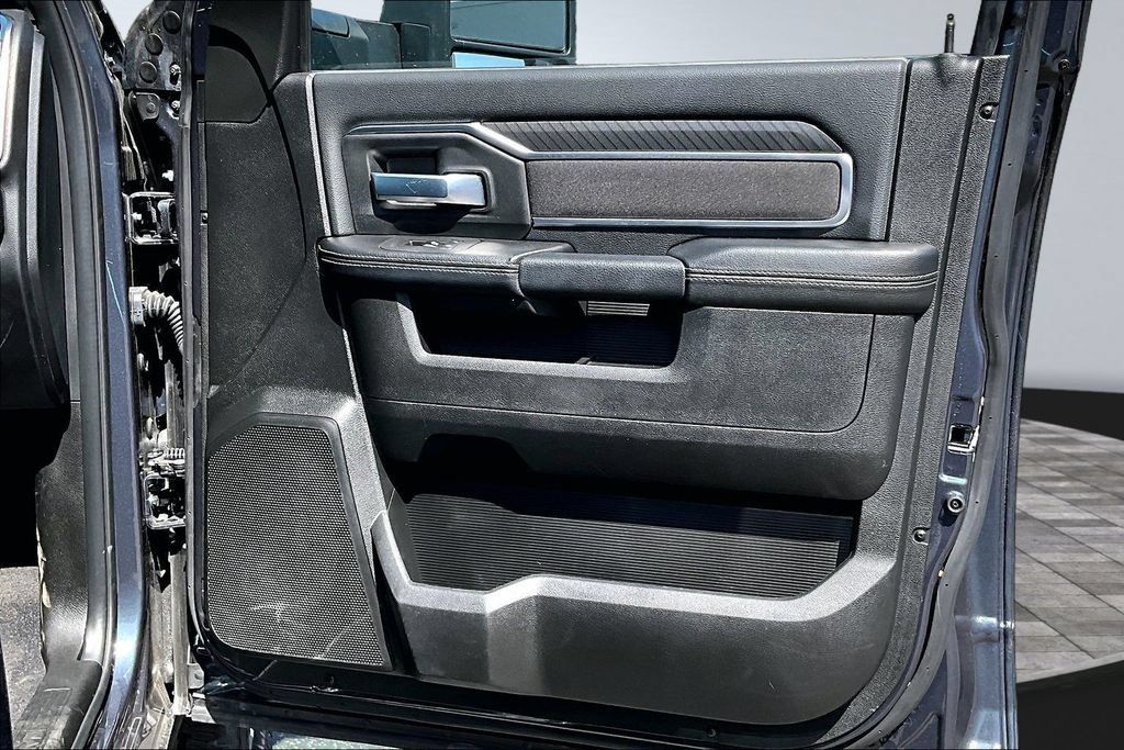 Certified 2026 RAM 2500 Big Horn AWD/4WD image 15