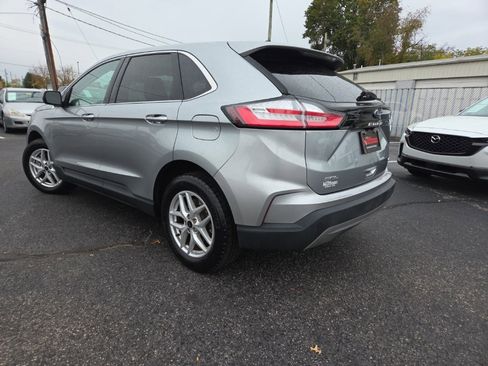 Used 2024 Ford Edge SEL image 4