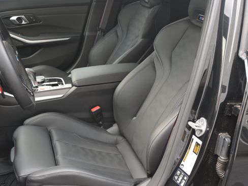 Used 2025 BMW M3 Competition AWD/4WD image 16