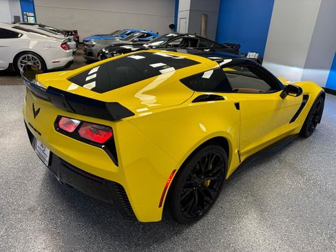 Used 2016 Chevrolet Corvette Z06 w/ 3LZ Preferred Equipment Group RWD image 32