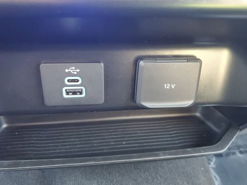 Used 2024 Ford F250 Lariat w/ Sport Appearance Package image 26