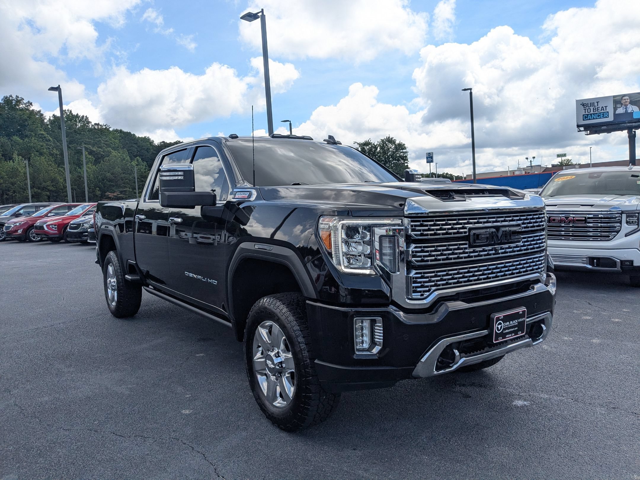 Used 2021 GMC Sierra 2500 Denali w/ Denali Black Diamond Edition AWD/4WD image 3