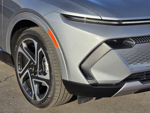 New 2026 Chevrolet Equinox EV LT w/ Convenience Package II image 10