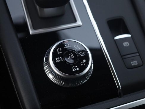 New 2026 Nissan Rogue SL AWD/4WD image 18