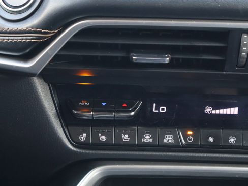 Used 2025 MAZDA CX-70 Plug-In Hybrid w/ Premium Plus image 32