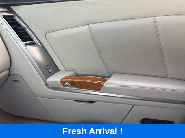 Used 2006 Cadillac XLR RWD image 9