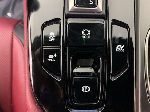 Used 2023 Lexus NX 350h AWD w/ Towing Package (2000 Lbs) image 24