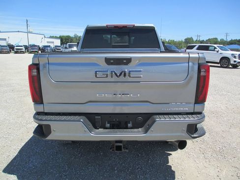 New 2026 GMC Sierra 2500 Denali Ultimate AWD/4WD image 6