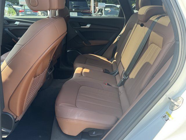 Certified 2023 Audi Q5 2.0T Premium w/ Convenience Package AWD/4WD image 37