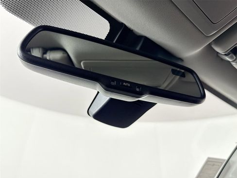 Certified 2022 Toyota Tacoma SR5 w/ Technology Package image 20