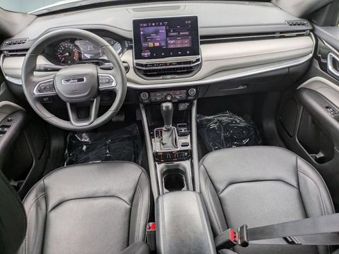 Used 2025 Jeep Compass Limited AWD/4WD image 29