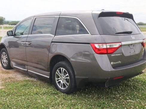 Used 2011 Honda Odyssey EX-L image 3