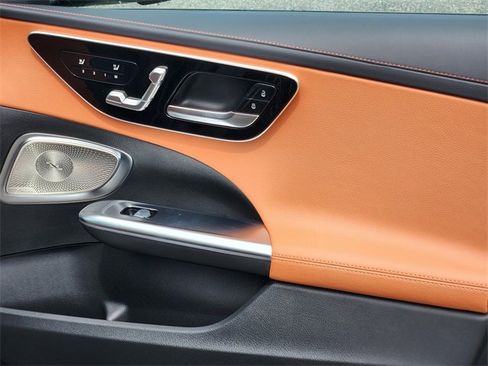 New 2025 Mercedes-Benz C 300 4MATIC Sedan image 17