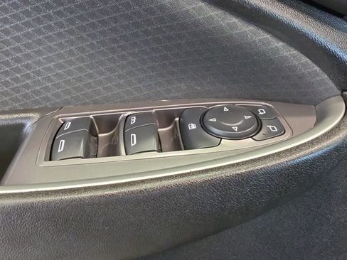 Used 2023 Chevrolet Malibu LT FWD image 16