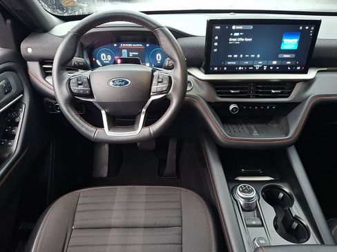 Used 2025 Ford Explorer ST-Line w/ Premium Package AWD/4WD image 11