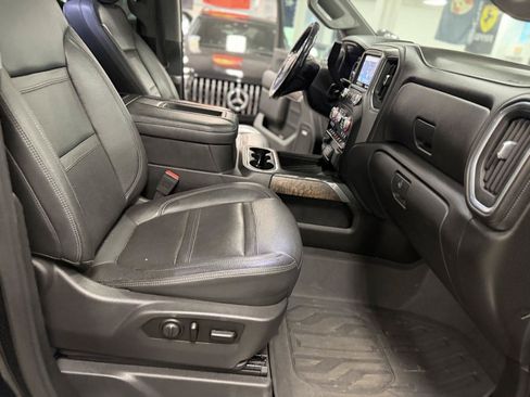 Used 2020 GMC Sierra 3500 Denali w/ Denali Ultimate Package AWD/4WD image 39
