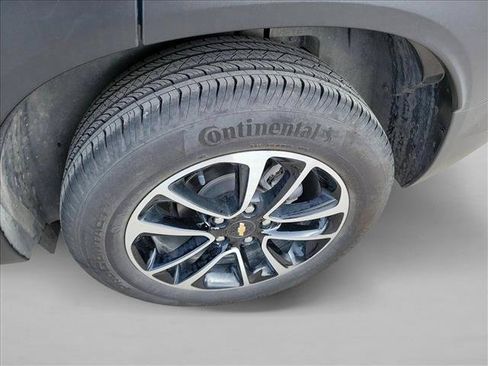 Used 2024 Chevrolet TrailBlazer LT w/ LT Cold Weather Package FWD image 9