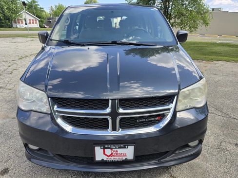Used 2014 Dodge Grand Caravan American Value Package image 2