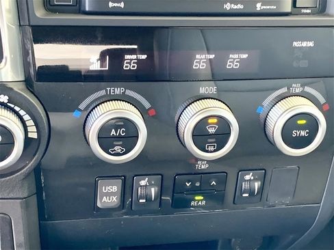 Used 2019 Toyota Sequoia Limited w/ Safety & Convenience Package image 42