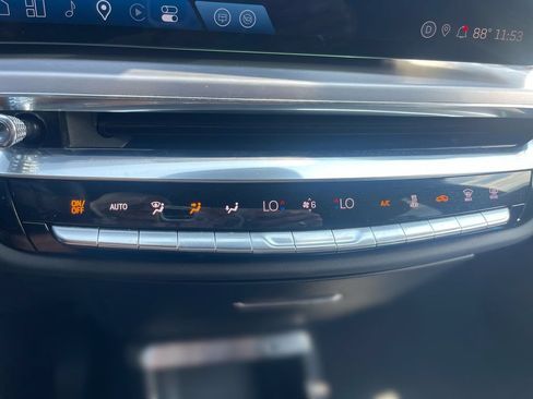 Certified 2024 Cadillac Lyriq Luxury AWD/4WD image 27