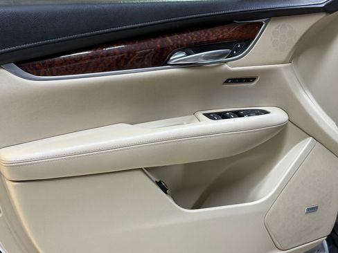 Used 2018 Cadillac XT5 Premium Luxury image 13