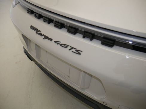 Certified 2024 Porsche 911 Targa 4 GTS AWD/4WD image 11