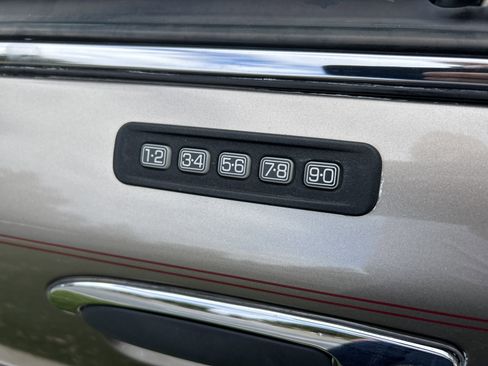 Used 2004 Mercury Grand Marquis LS image 8