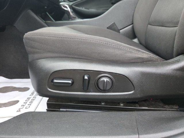 Used 2021 Chevrolet Malibu LT FWD image 18