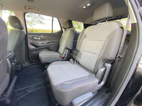 Used 2019 Chevrolet Traverse LT w/ LPO, Floor Liner Package AWD/4WD image 23