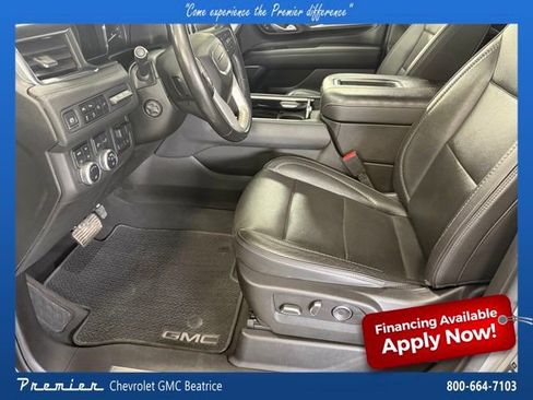Used 2021 GMC Yukon XL Denali w/ Denali Ultimate Package AWD/4WD image 12