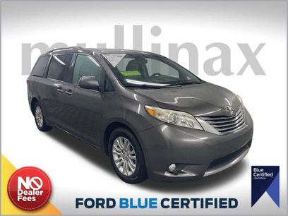 Used 2017 Toyota Sienna XLE Premium