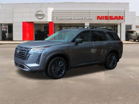 New 2026 Nissan Pathfinder SL w/ SL Premium Package image 6