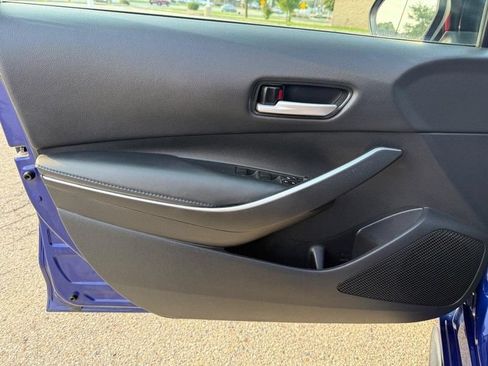 Used 2021 Toyota Corolla SE FWD image 19