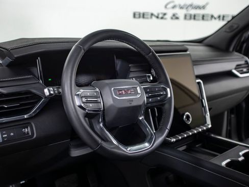 Used 2024 GMC Acadia Elevation FWD image 28
