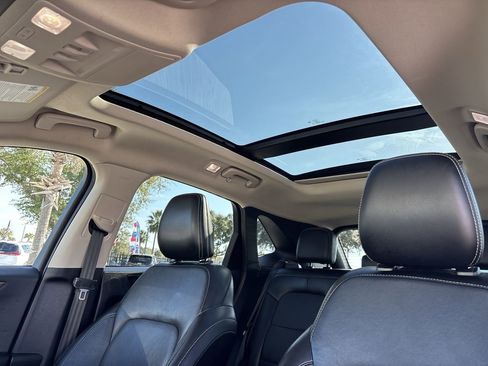 Certified 2020 Ford Escape Titanium image 21