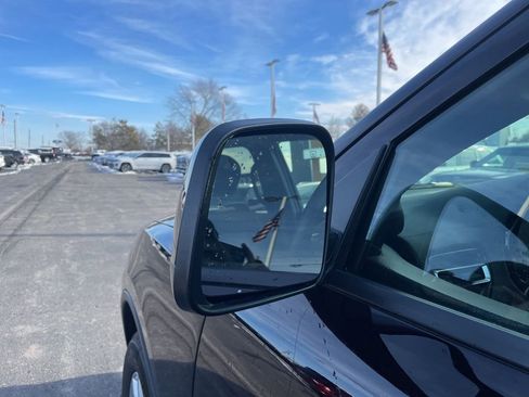 Used 2024 Dodge Durango SXT image 15