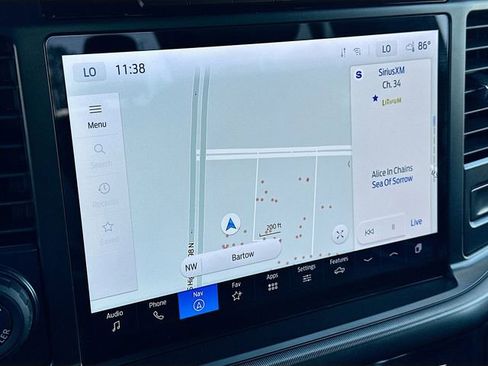 Used 2024 Ford F150 Lariat w/ Equipment Group 502A High image 13