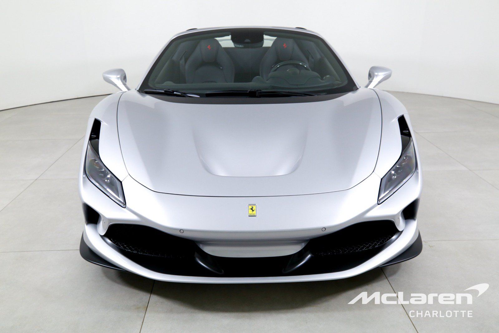 Used 2022 Ferrari F8 Tributo RWD image 5