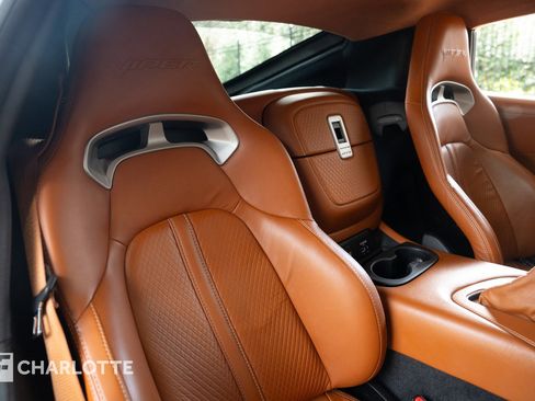 Used 2013 SRT Viper GTS w/ GTS Laguna Interior Pkg image 35