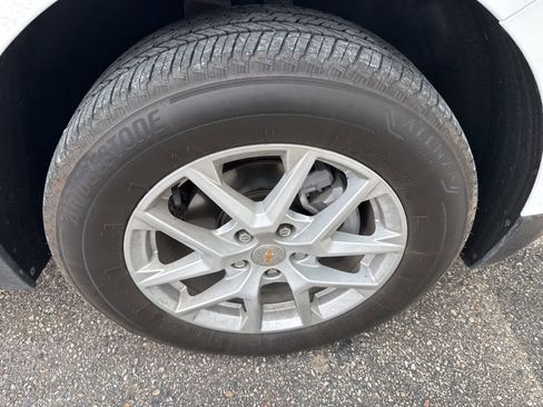 Used 2023 Chevrolet Equinox LS w/ LPO, Floor Liner Package AWD/4WD image 5