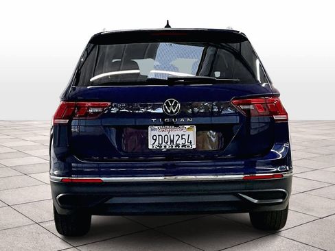 Used 2022 Volkswagen Tiguan SE image 7