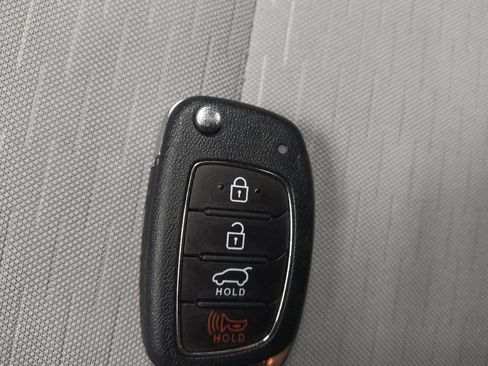 Used 2020 Hyundai Tucson SE FWD image 32