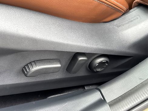 Used 2025 Subaru Outback Touring XT image 32