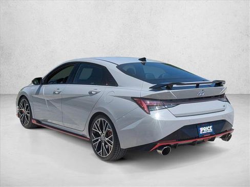 Used 2022 Hyundai Elantra N FWD image 8