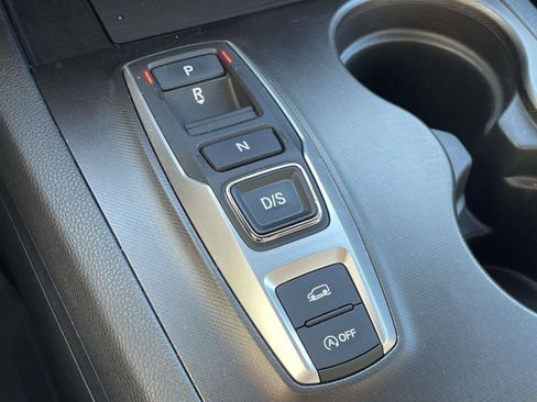 Used 2022 Honda Pilot TrailSport image 20