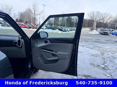 Used 2021 Kia Soul LX image 19
