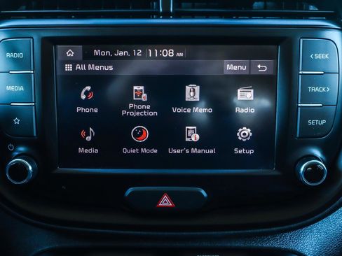 Used 2022 Kia Soul LX image 9