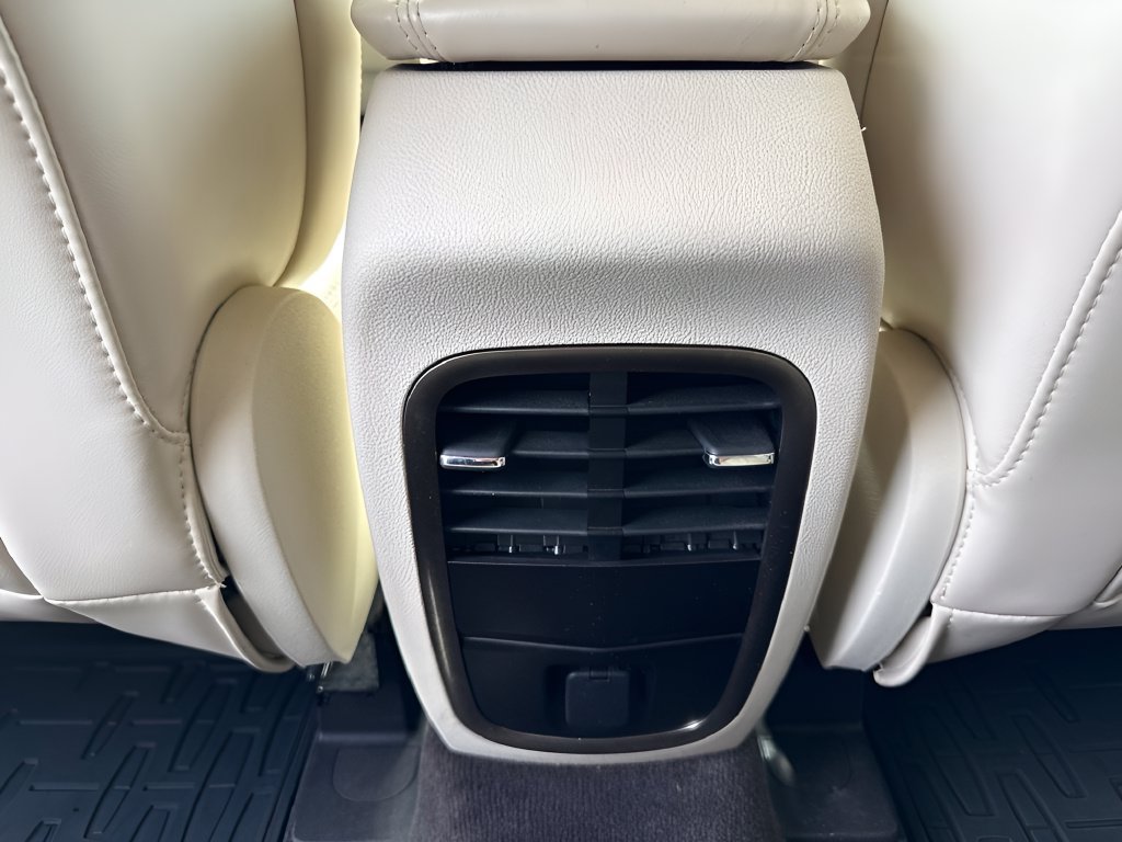 Used 2015 Lincoln MKC FWD w/ Equipment Group 101A Select image 13